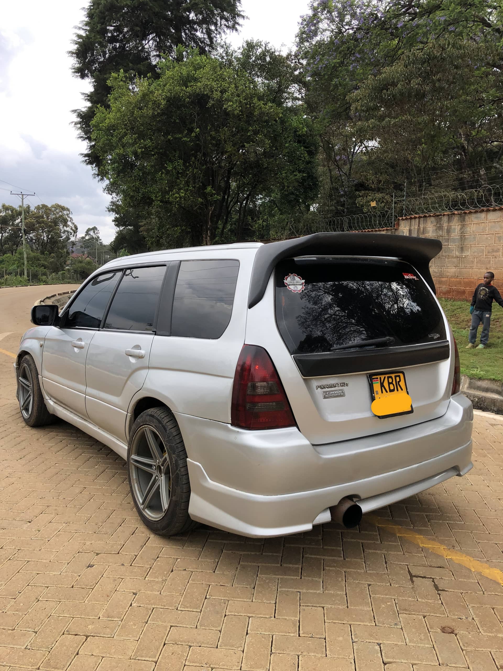 Car photo 8