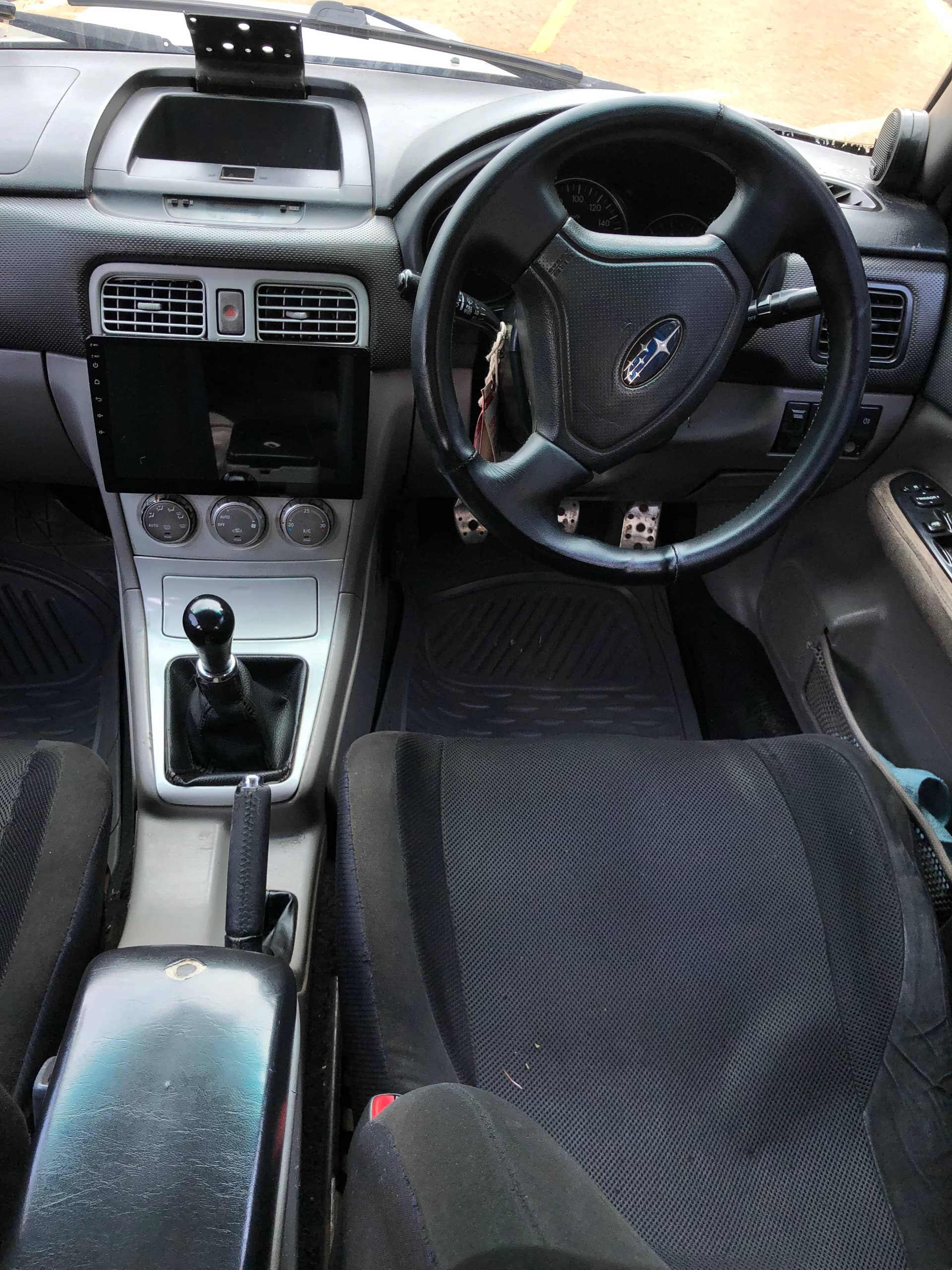 Car photo 11