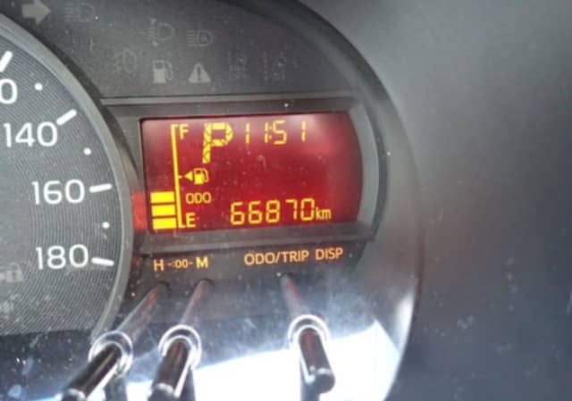 Car photo 11