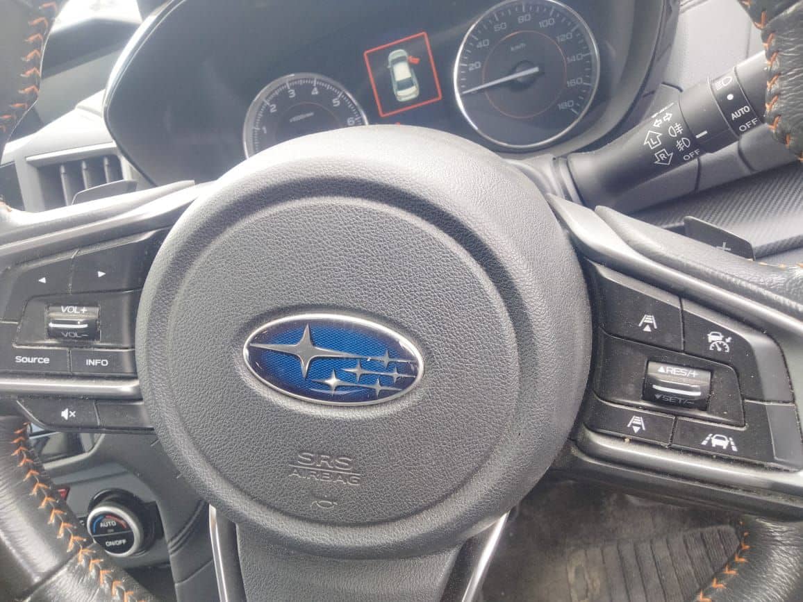 Car photo 9