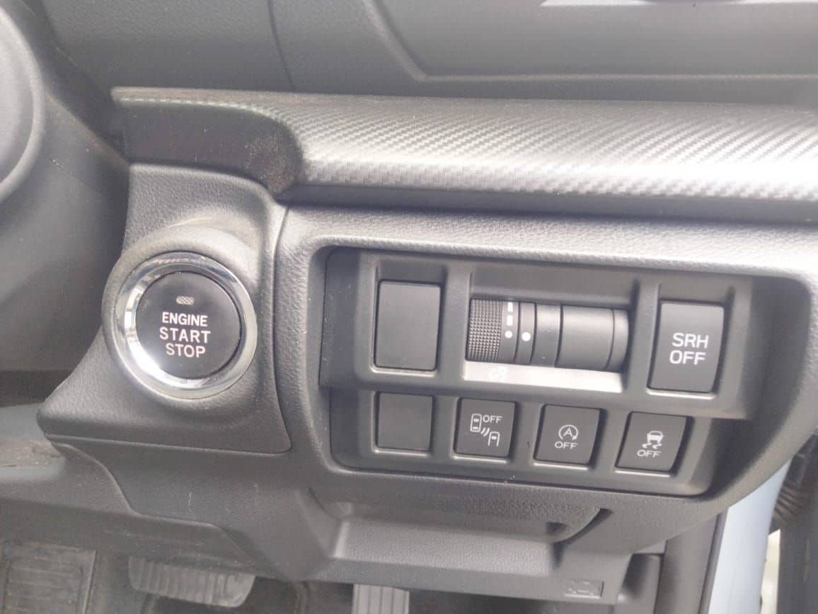 Car photo 8