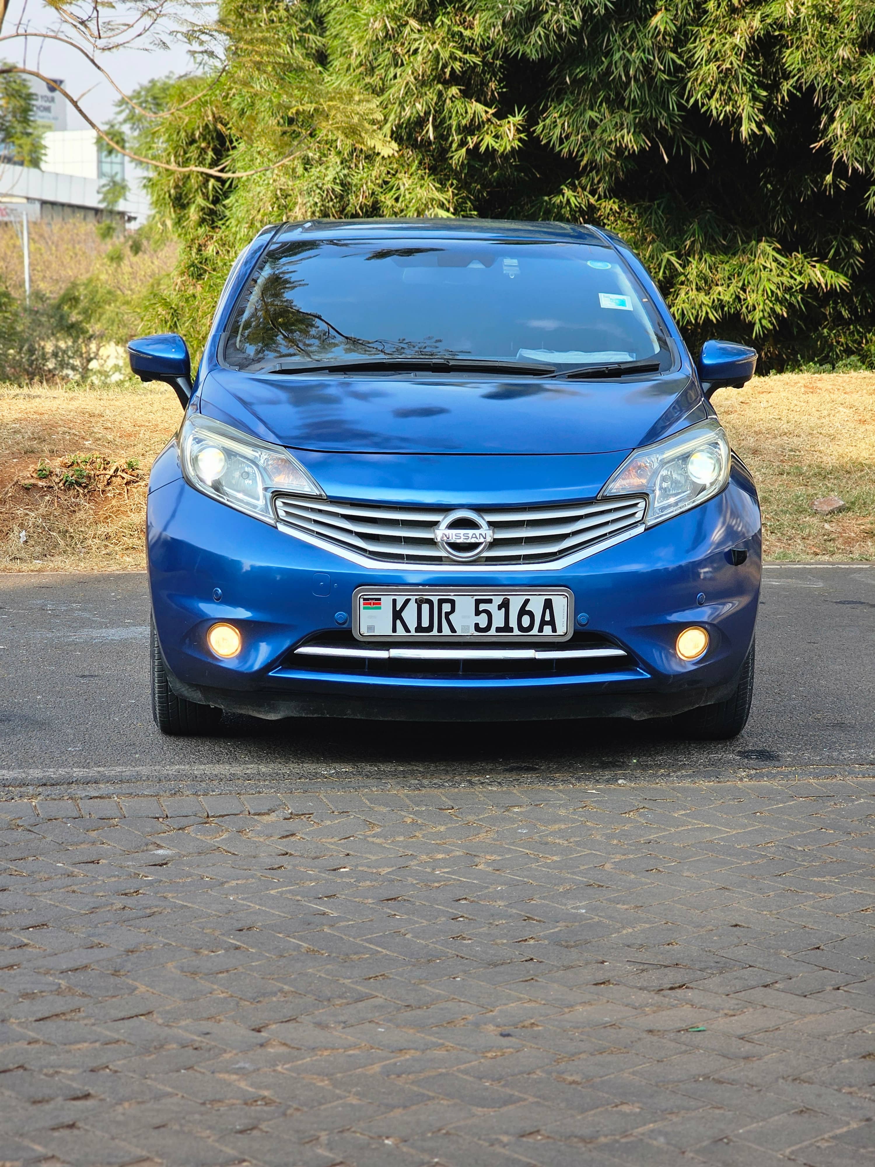 Car photo 6
