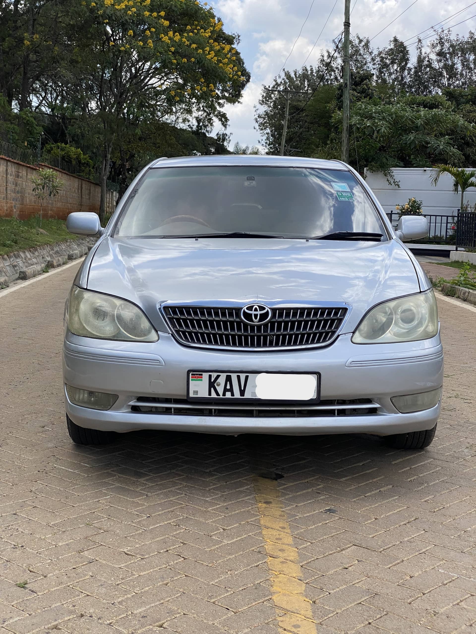 Car photo 4