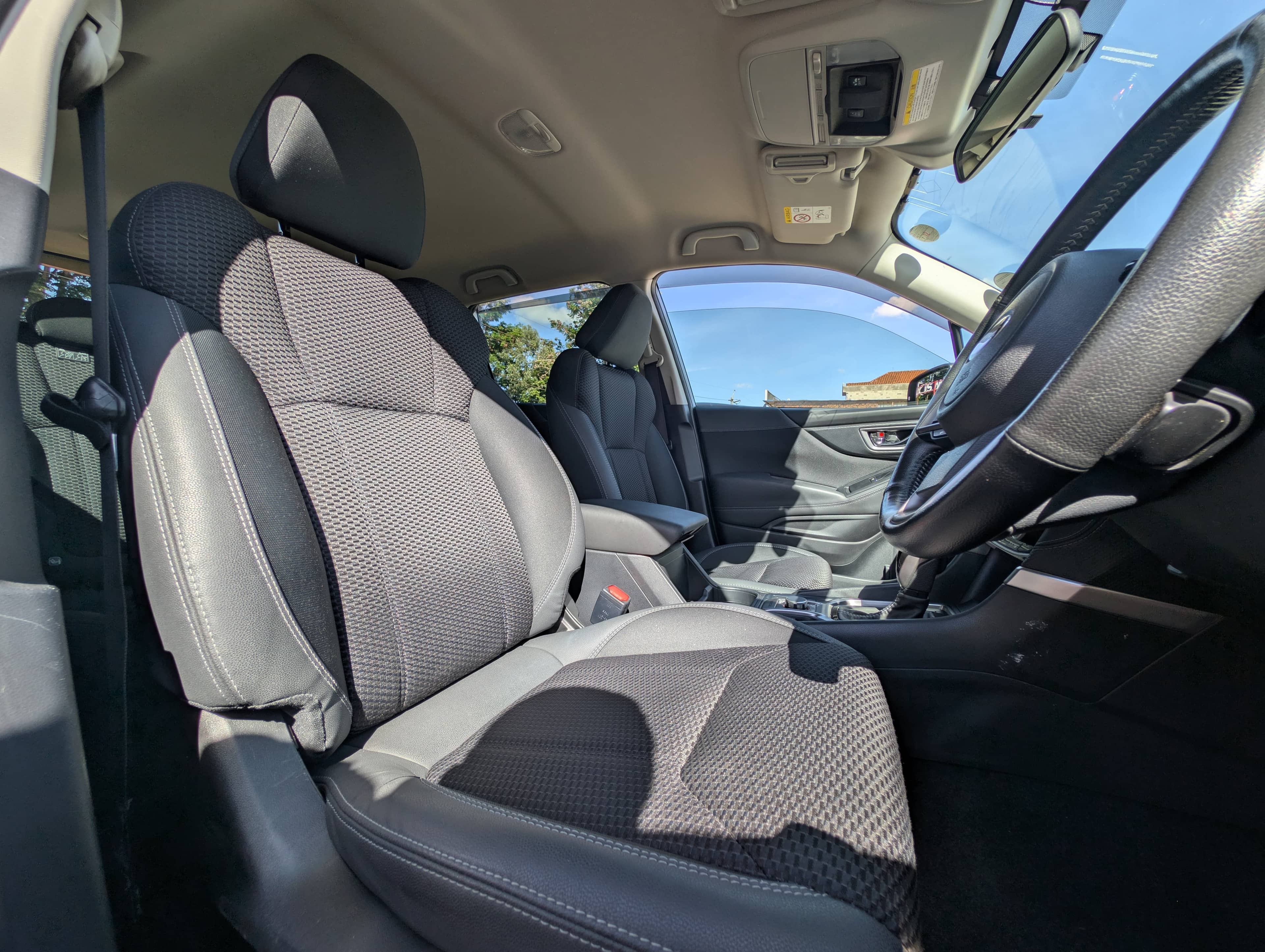 Car photo 8