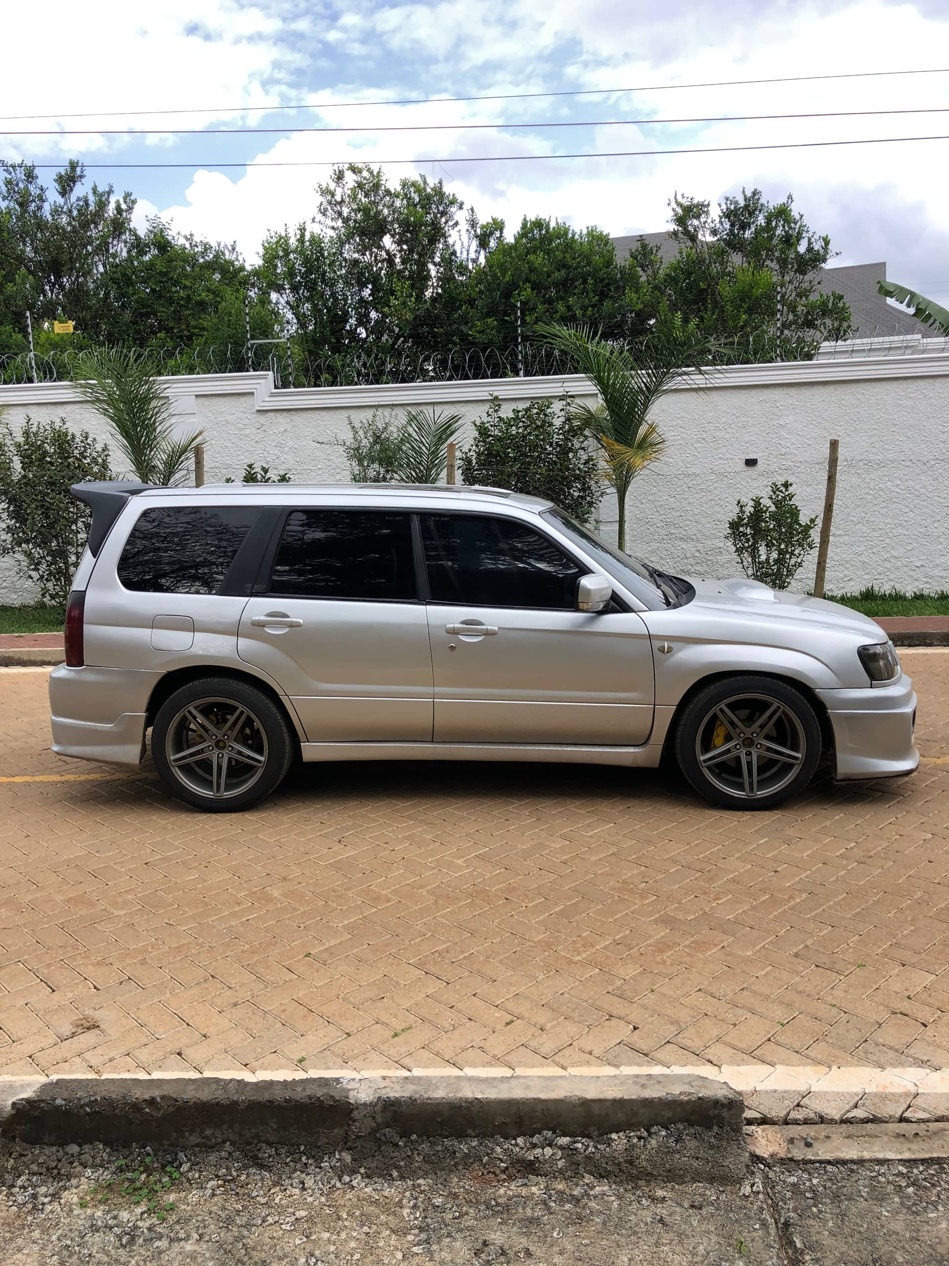 Car photo 7