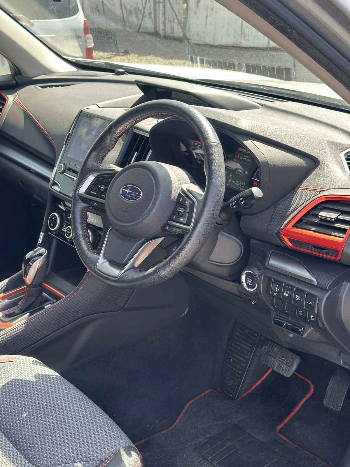 Car photo 7