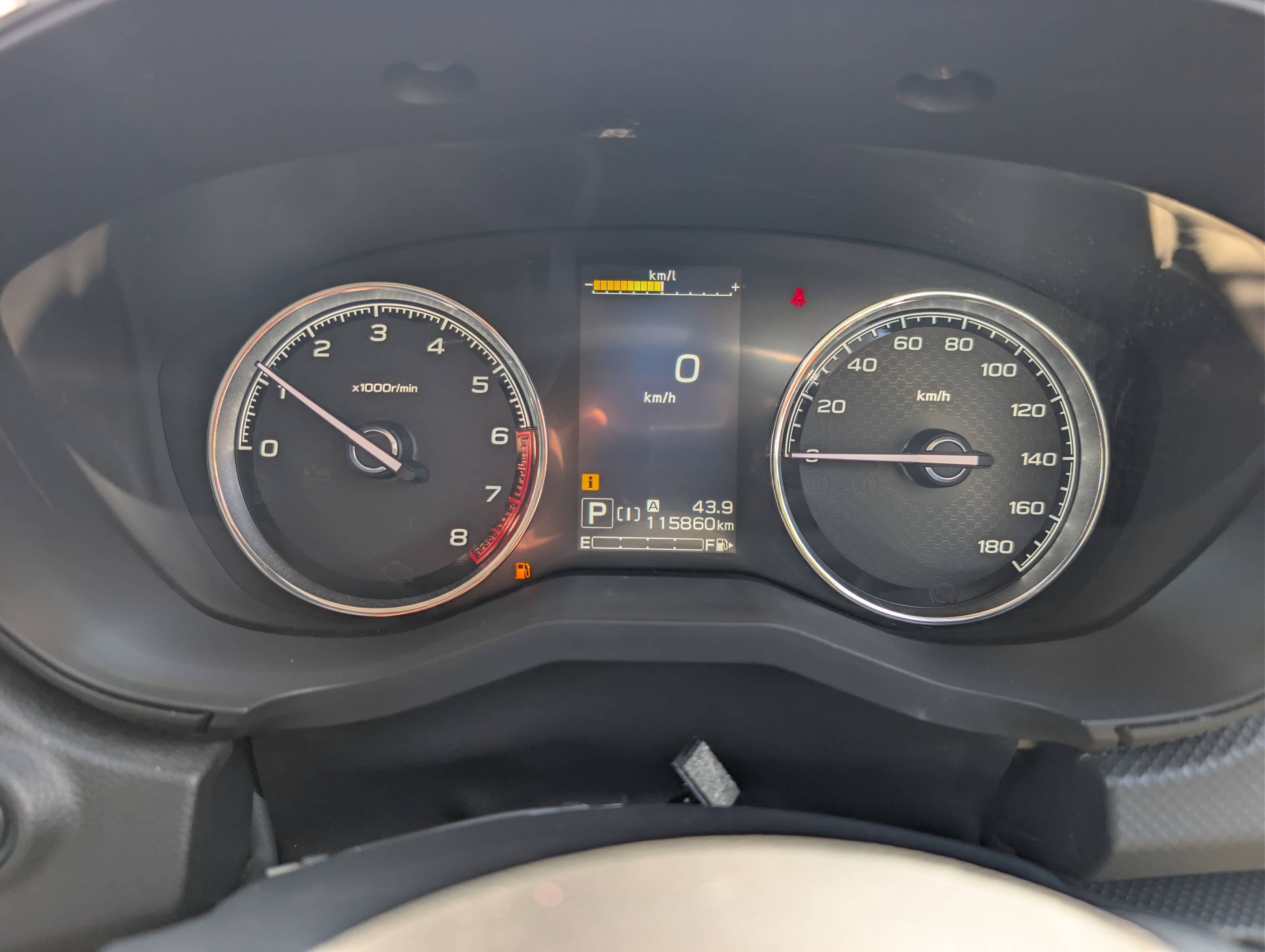 Car photo 10