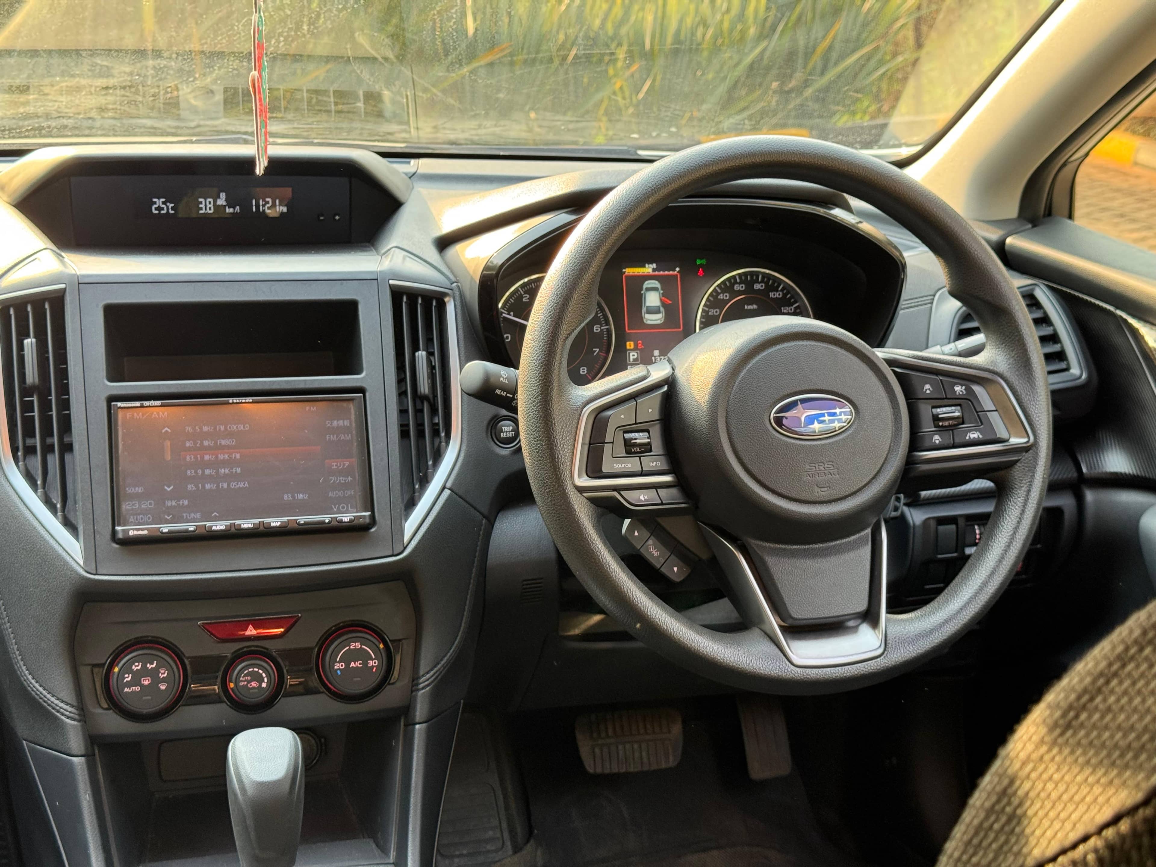 Car photo 11