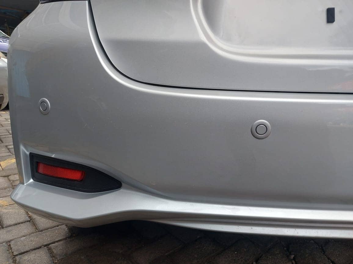 Car photo 7