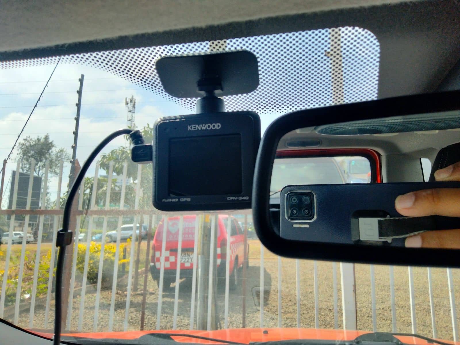 Car photo 6