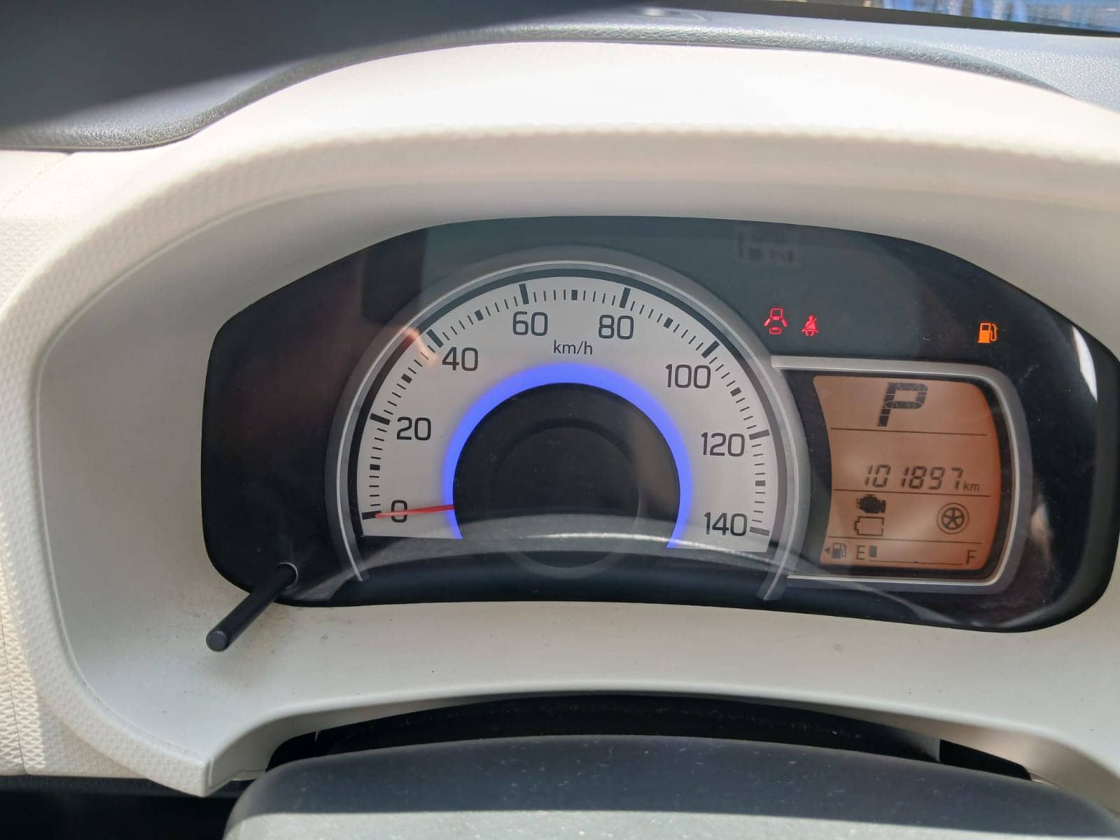 Car photo 7