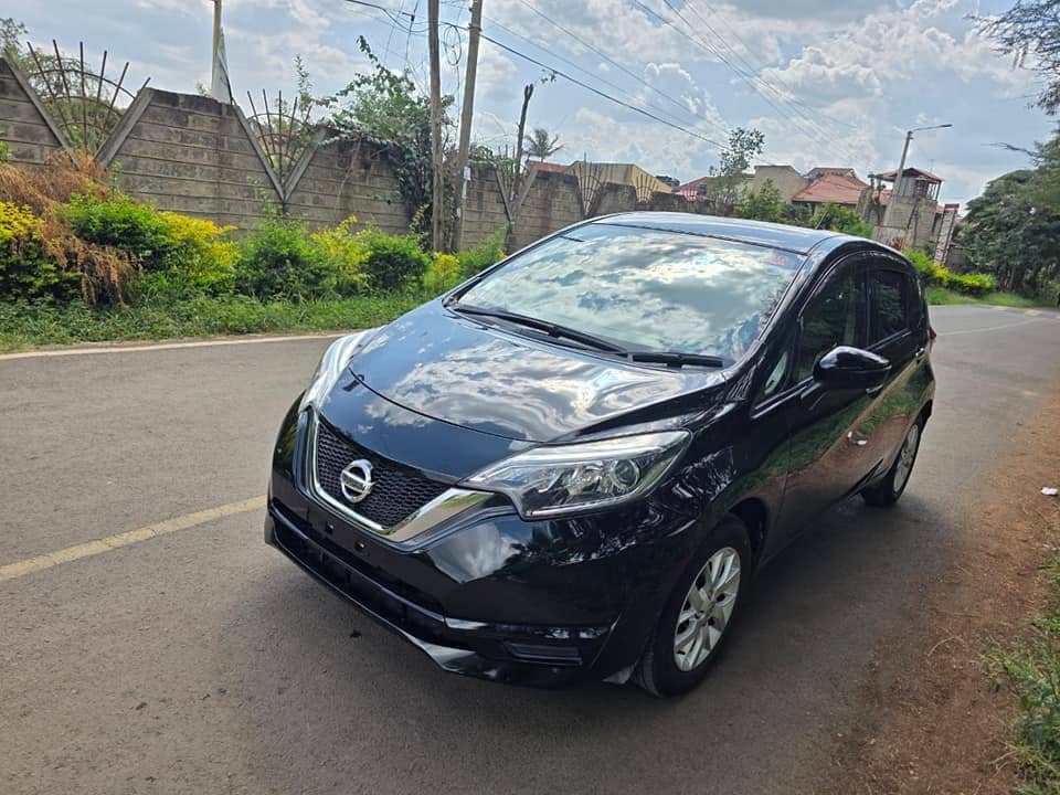 Car photo 1