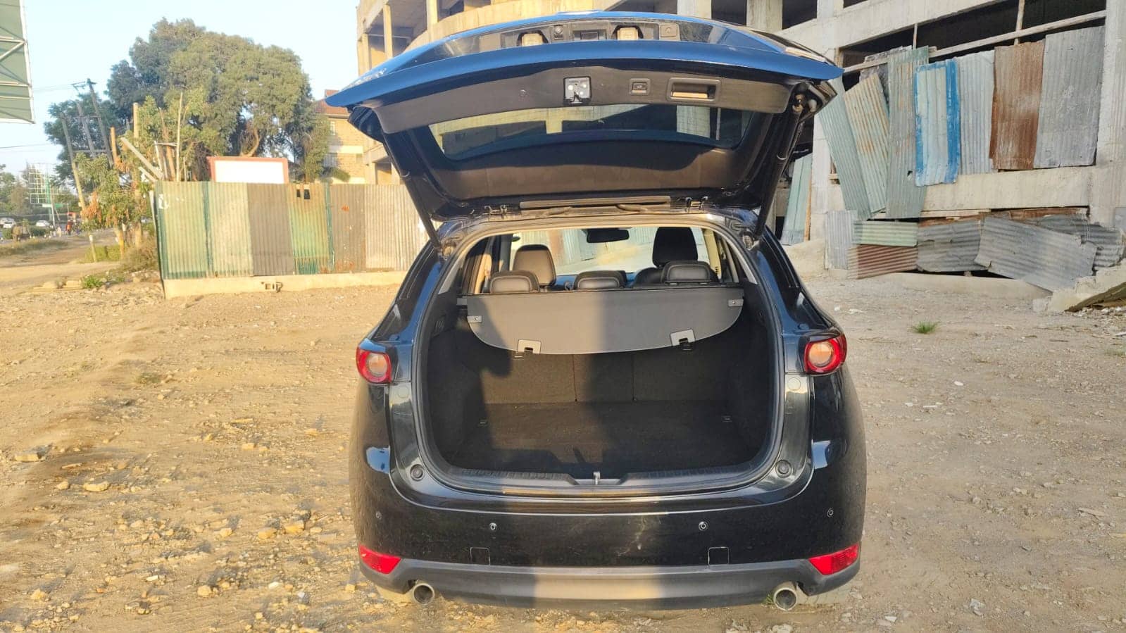 Car photo 7